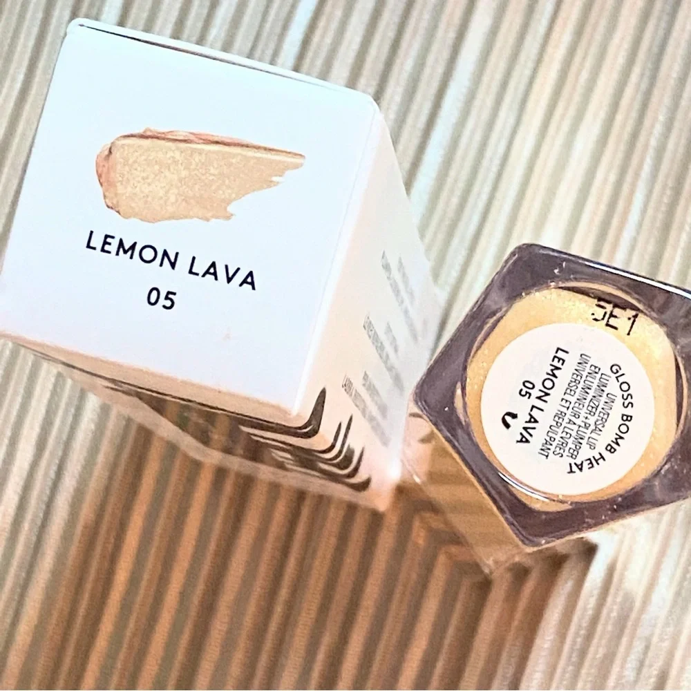 Fenty Beauty Gloss Bomb Heat Universal Lip Luminizer - LEMON LAVA